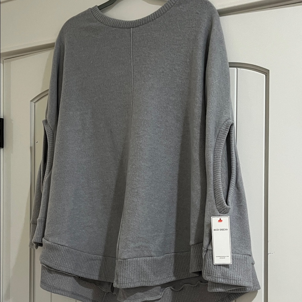 Stylish Gray Sweatshirt - Picture 4 of 6